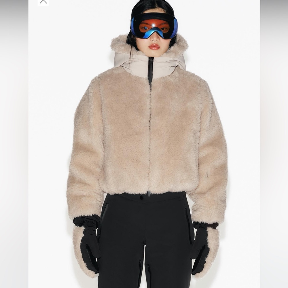 NWT Zara Women's Beige Faux Fur Ski Jacket